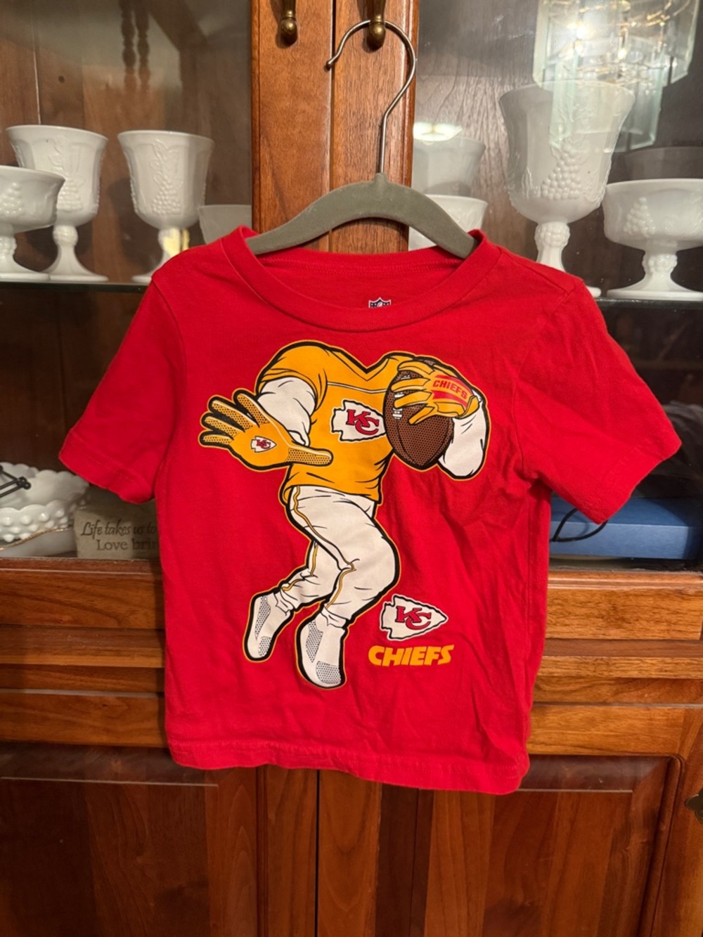 (2) NFL Kansas City Chiefs Graphic Tees 2t